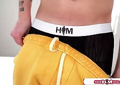 Joshua Lewis Jerks His Ample Manstick While Pictures Witnesses Him Jizm!