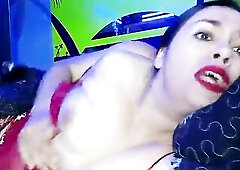 I banged my stepmom's large butt in her bedroom.