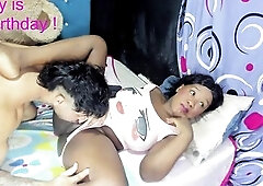 interracial pair sucking cunt.