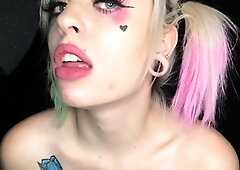 Tattoed Amateur Webcam Girl Hot Dildo Action Masturbation
