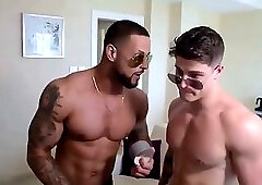 Dream: Worship this two robbers in my bed