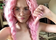 Femdom vixen uses pitiful servant for wild facesitting