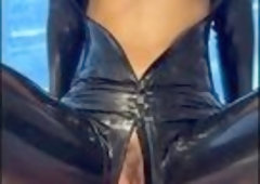Dolly Dyson The Good Latex Girl Gets Piss And Foamy