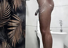 Masterbation show in washroom
